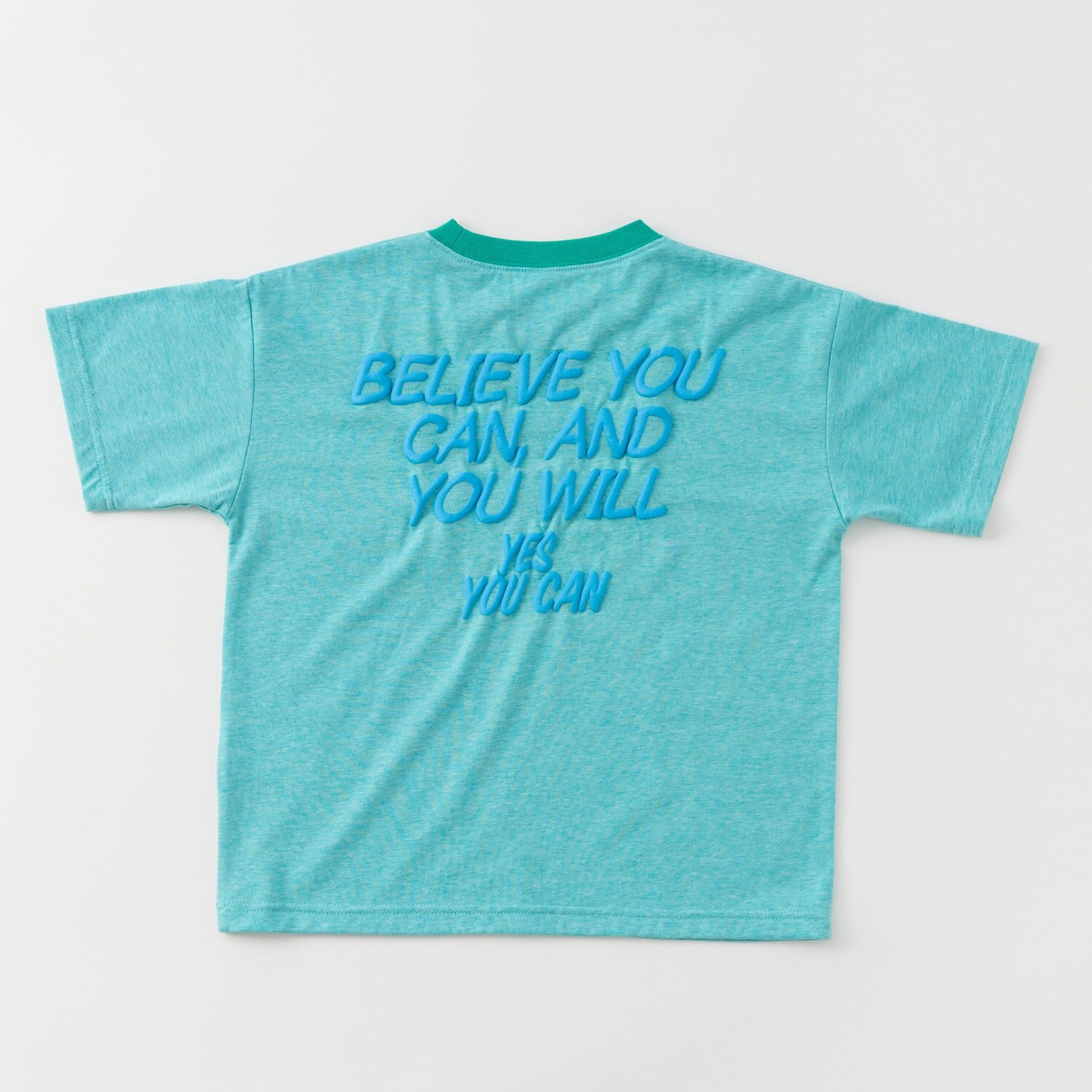 2262218
