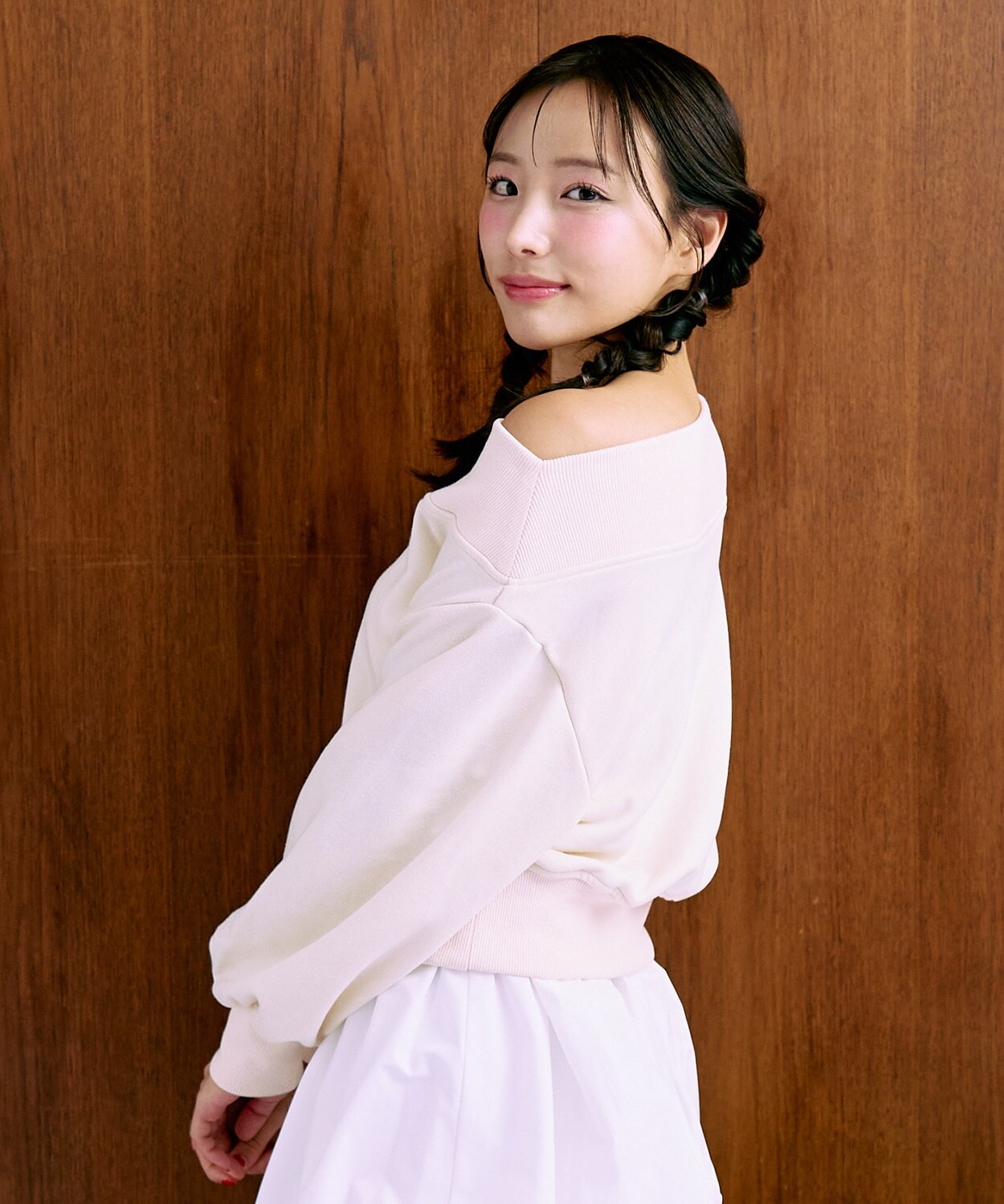 ワンショルロゴスウェット【韓国ファッション】 | Mi-je（ミジェ）