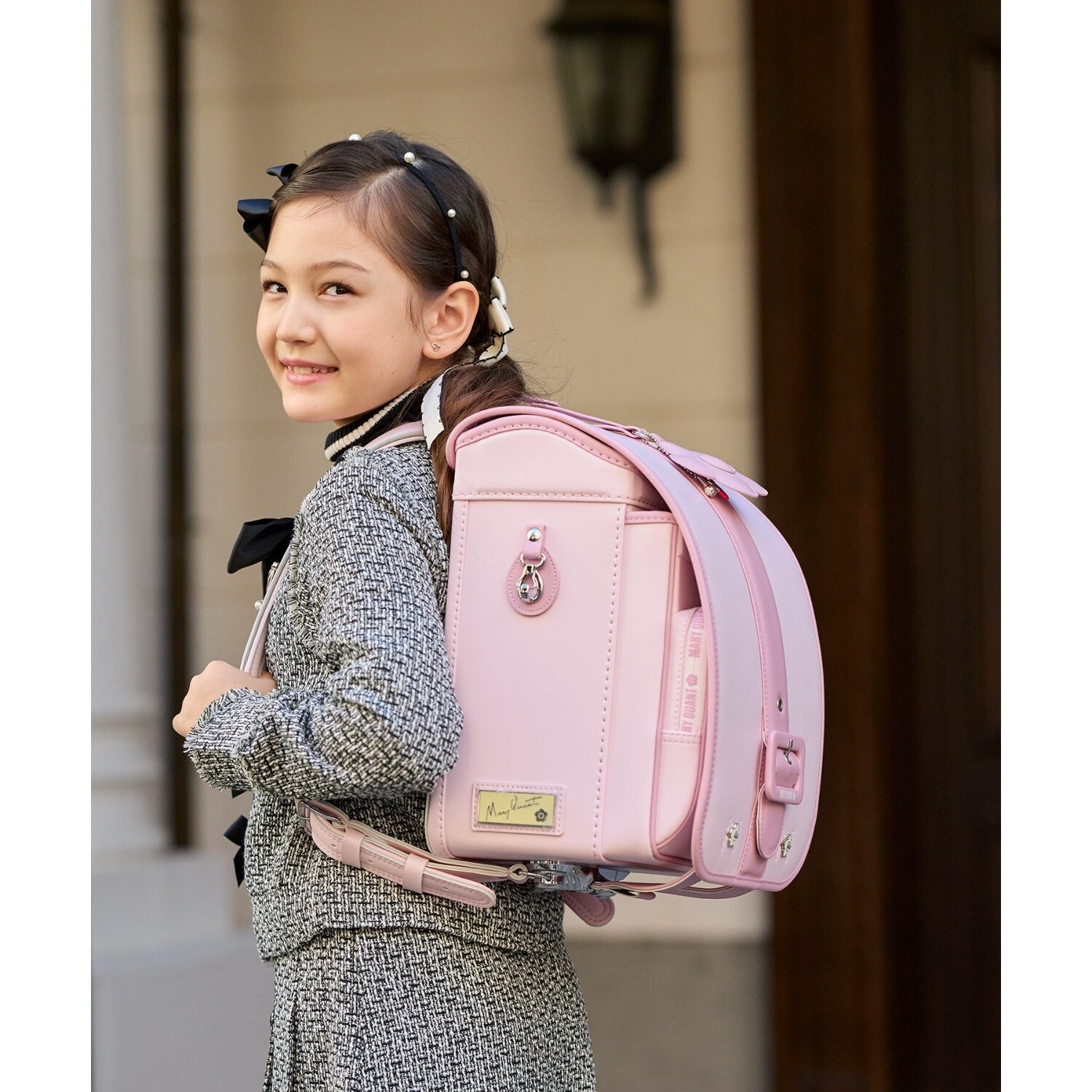 7571610
