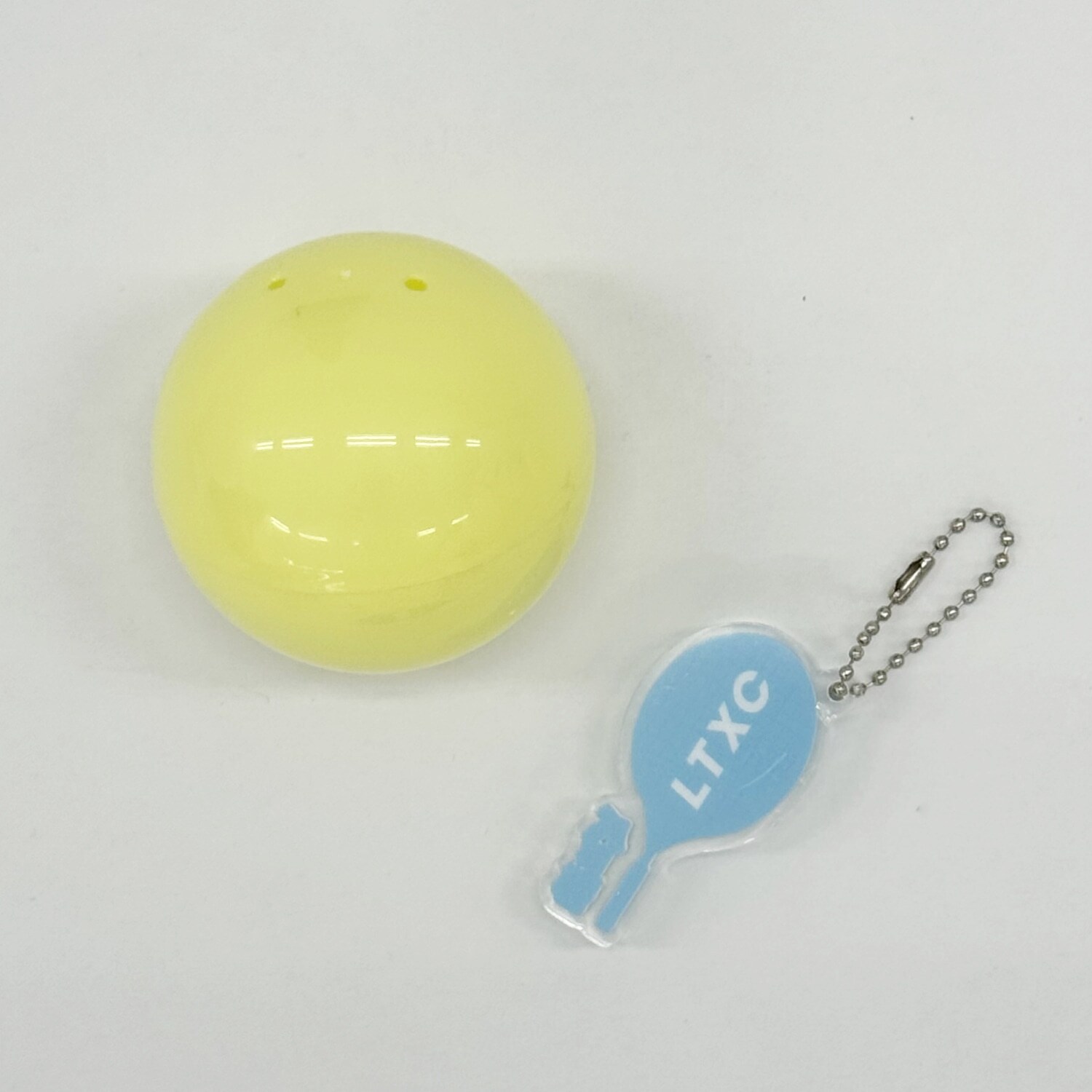 8363522