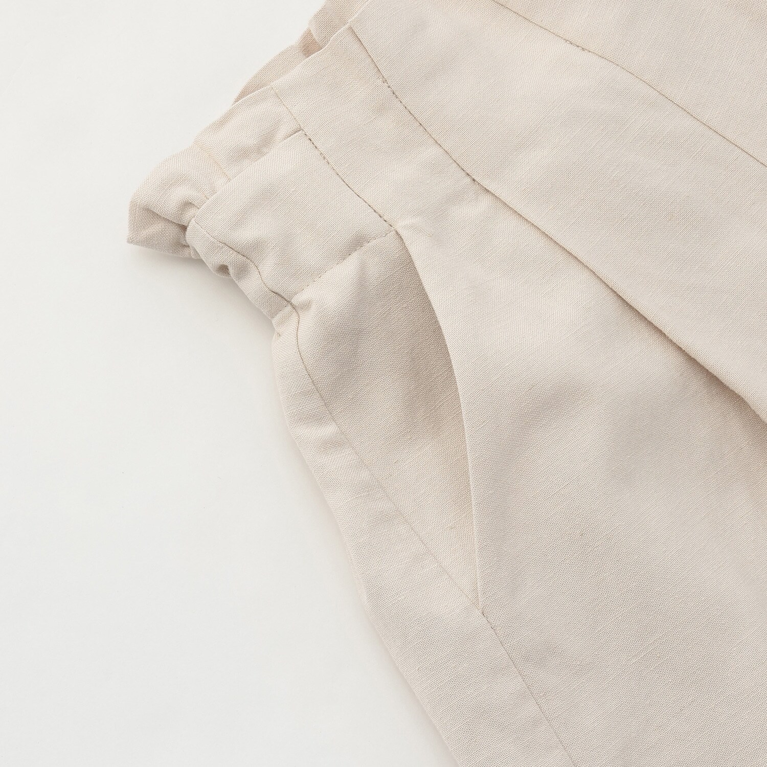 8762343