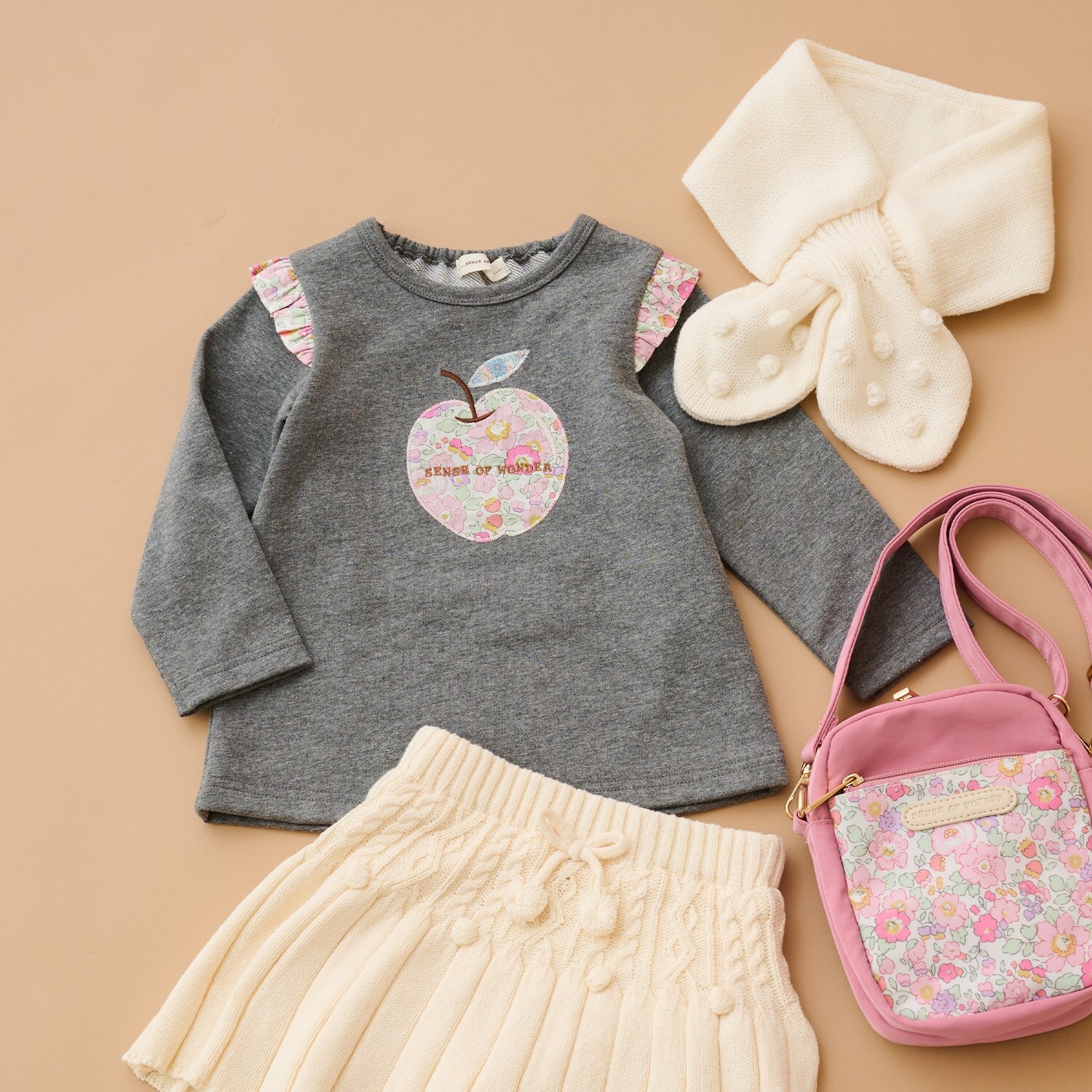 リバティリンゴトレーナー