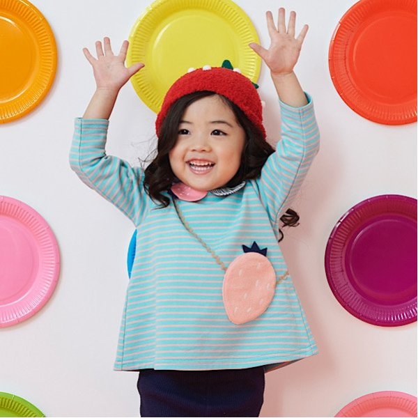 いちごポシェットトレーナー