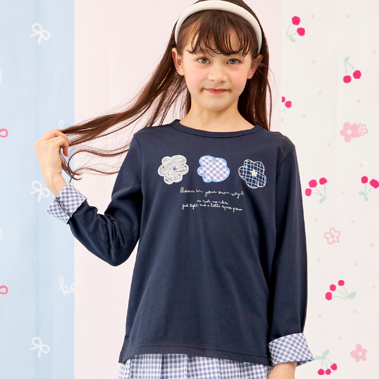 【Trois Lapins】 フラワーモチーフ アップリケ 長袖Tシャツ