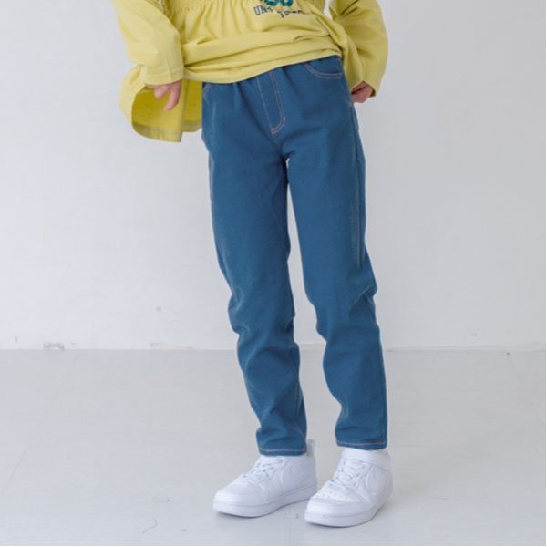 ストレッチデニムスリムパンツ