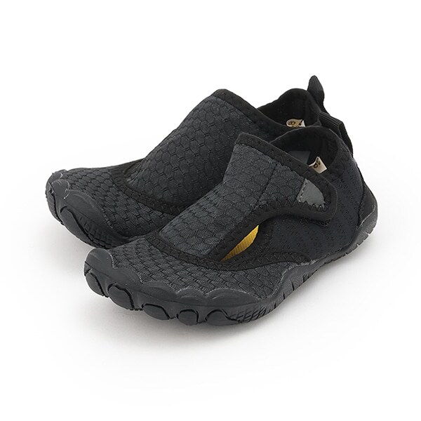 ウォーターシューズ