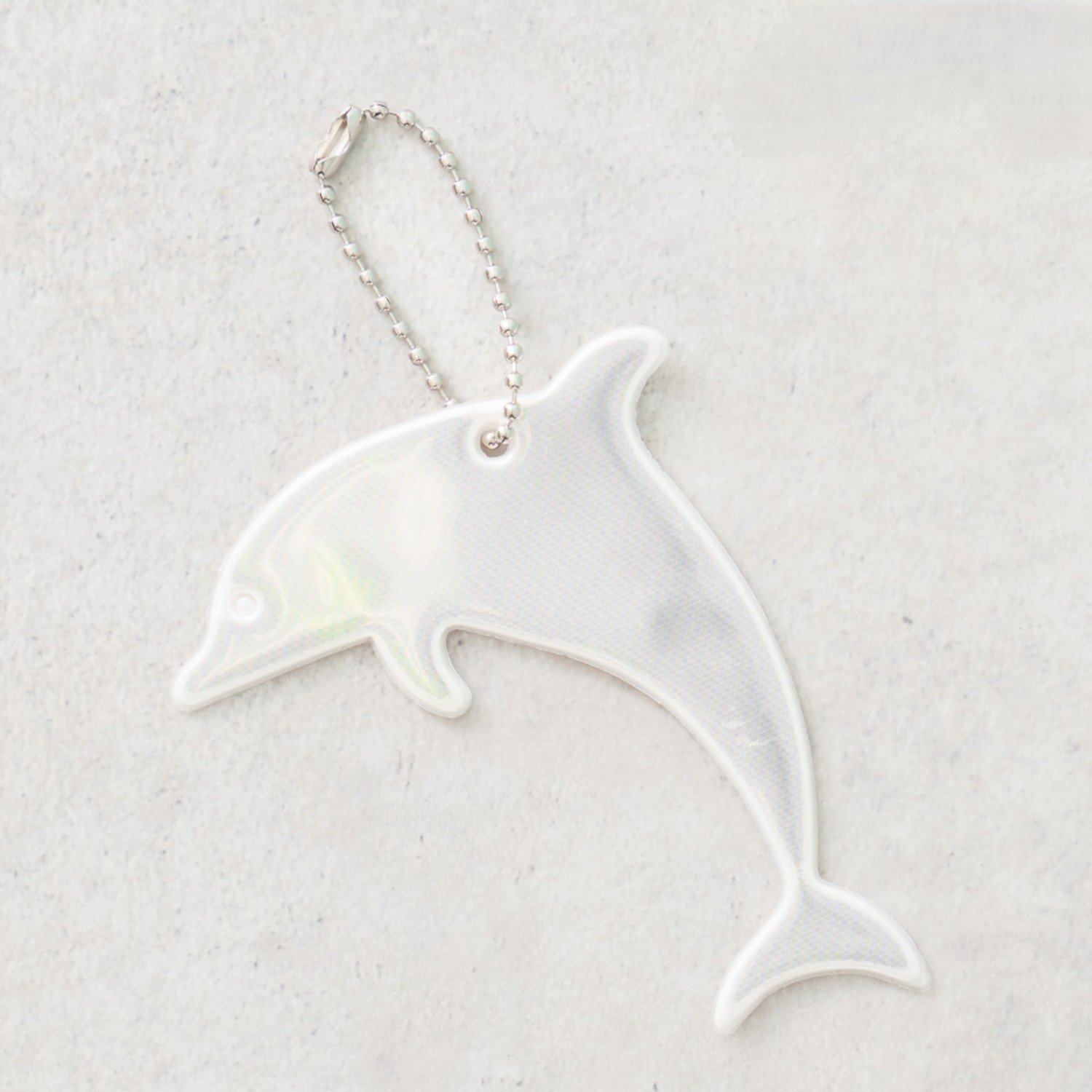 ピカッとあんしんイルカリフレクターチャーム