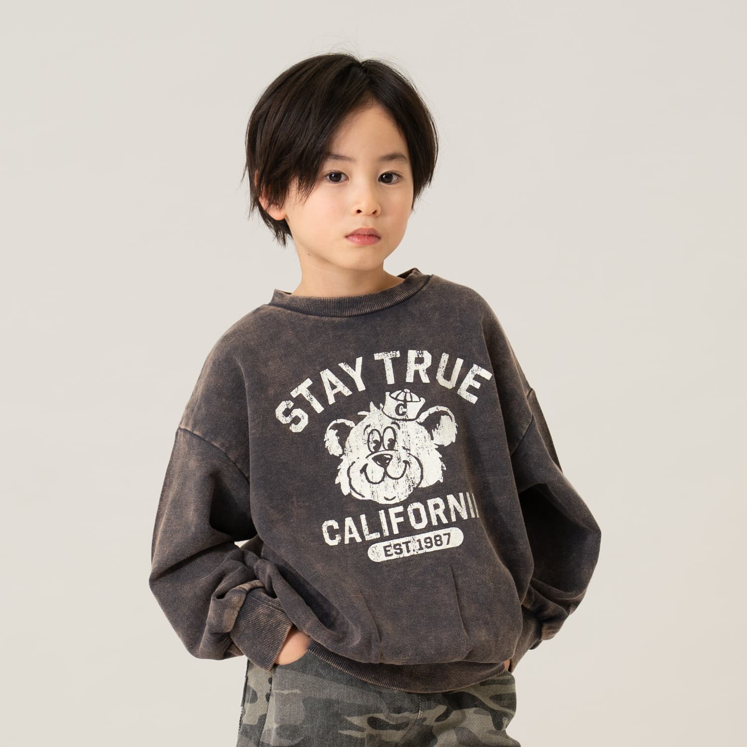 アメカジロゴプリントトレーナー