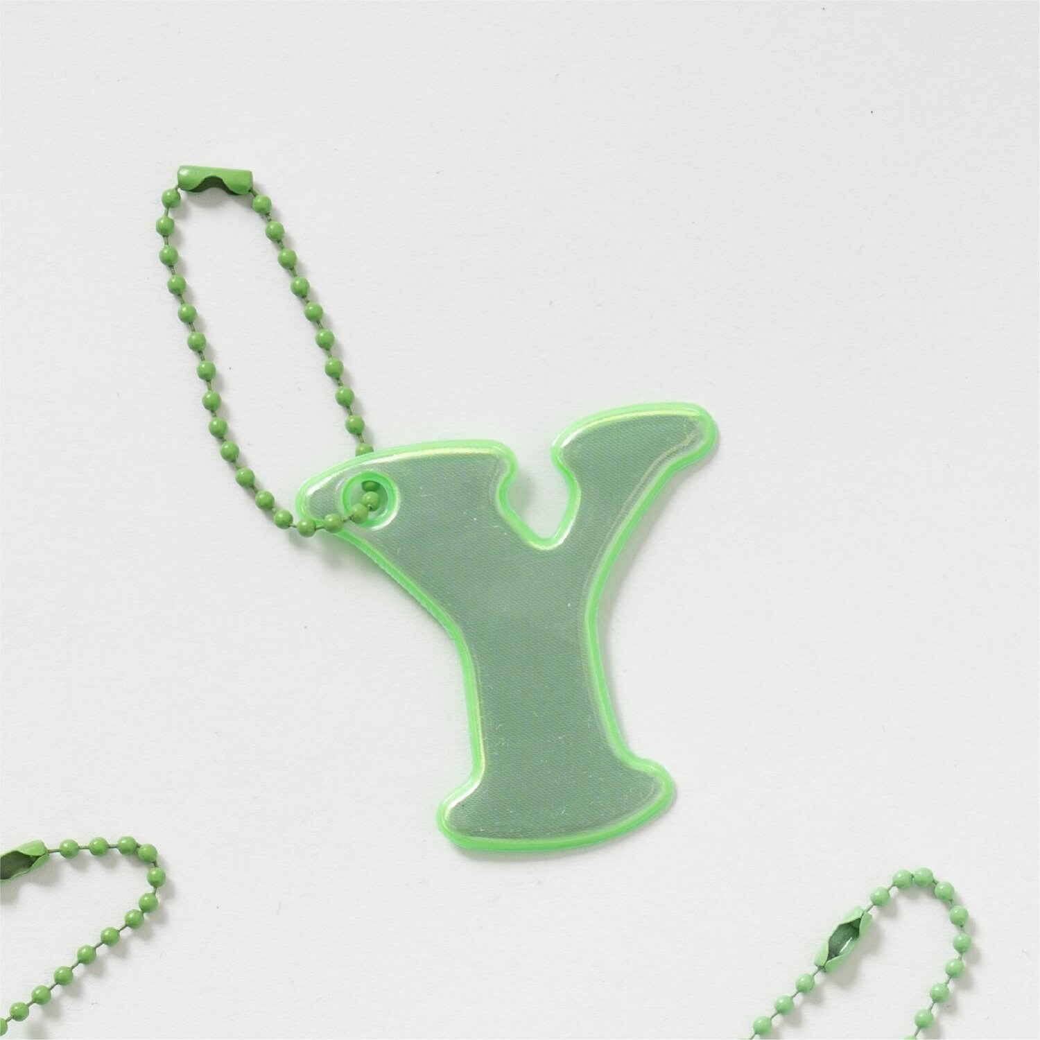 あんしんアルファベットリフレクターチャーム（緑）