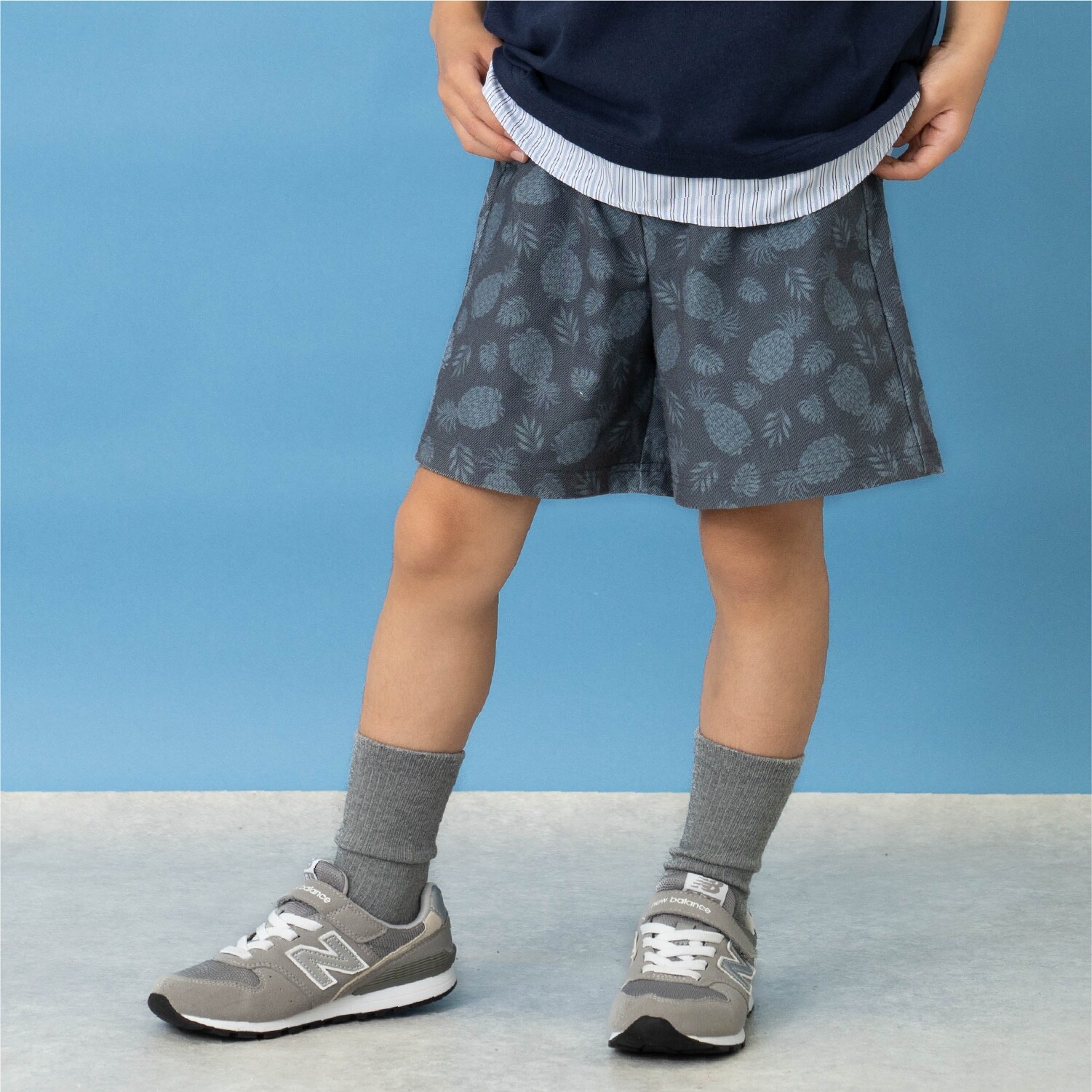 のびっとカットツイル柄ショートパンツ
