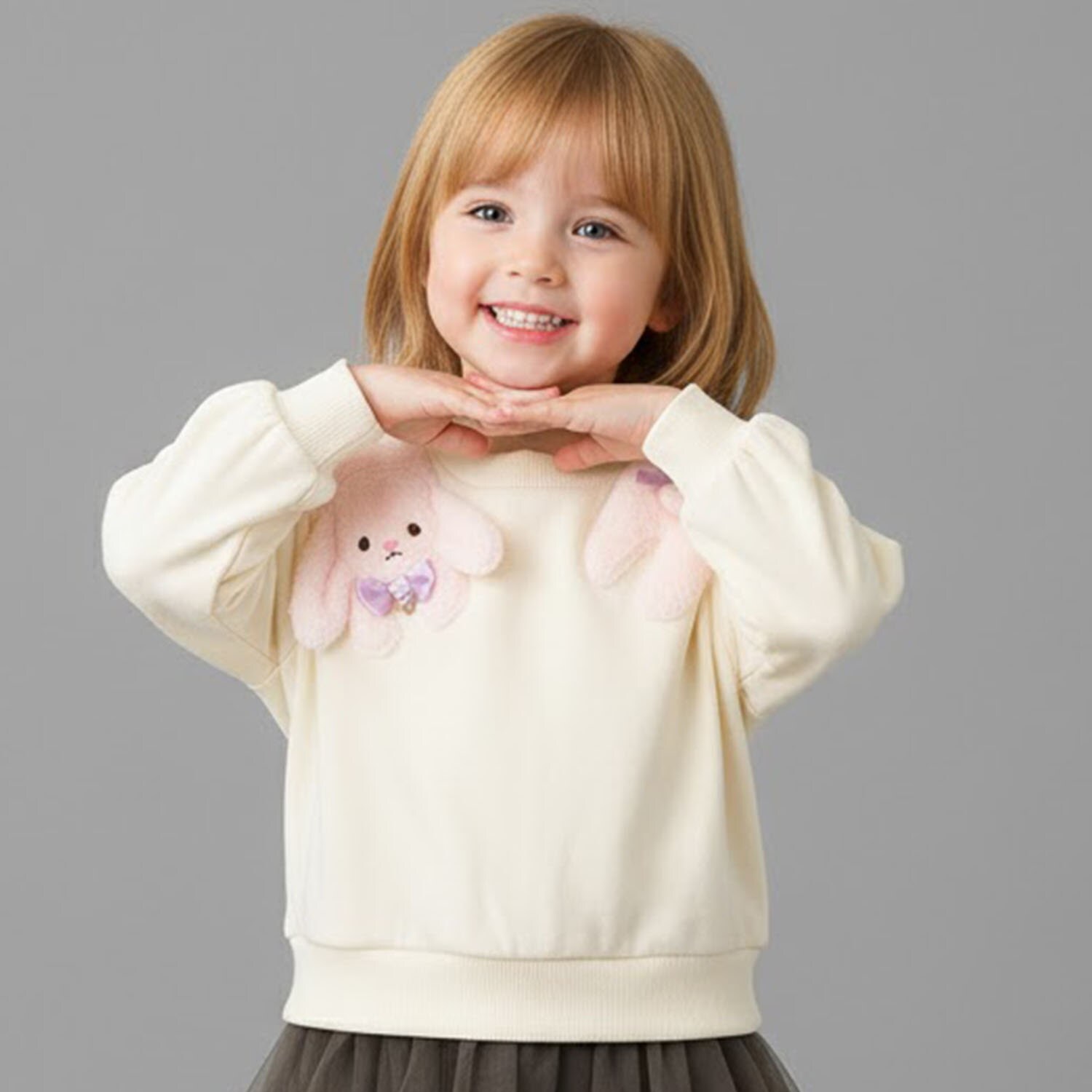 うさぎモチーフ裏毛トレーナー