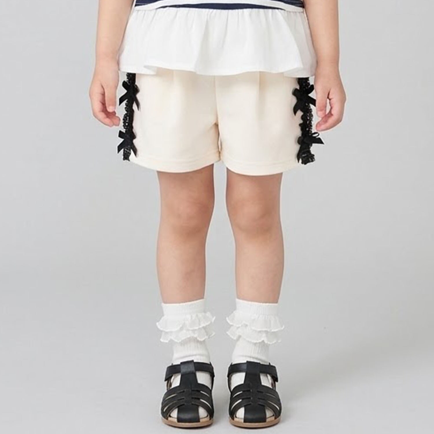 サイドレースショートパンツ