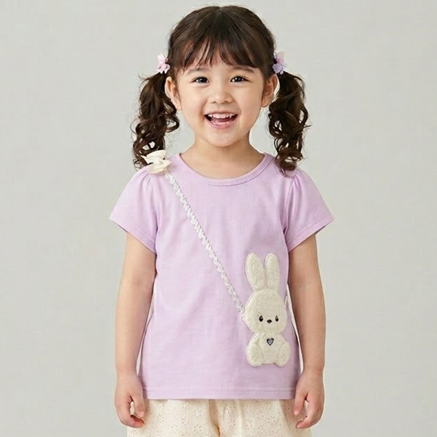 ウサギポシェットモチーフTシャツ