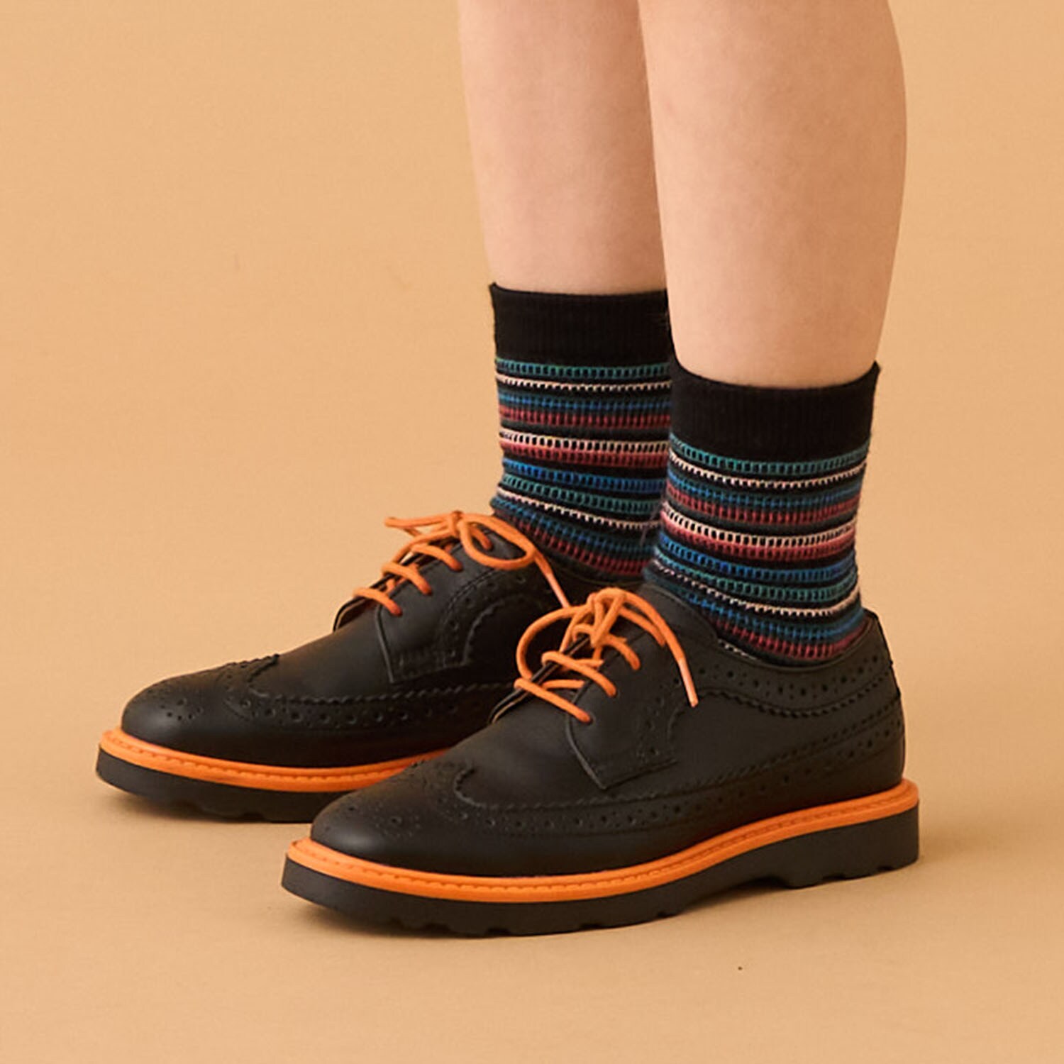 立体ボーダークルーソックス