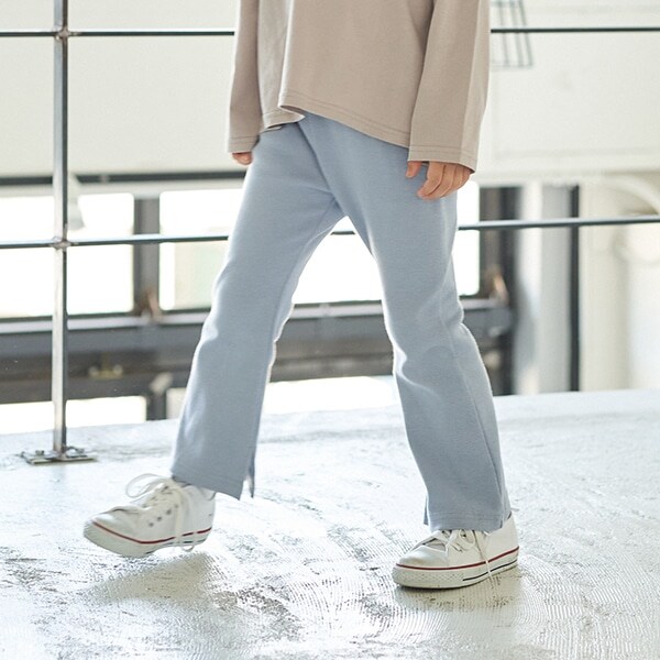 【エニウェアシリーズ】裾スリットフレアパンツ