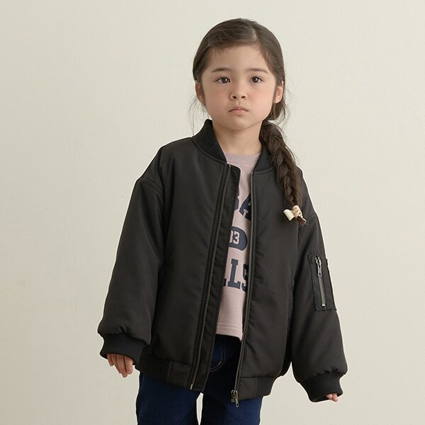 ルーズシルエットライトMA-1ジャケット