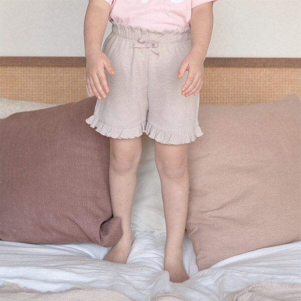 【ふわふワッフル】フリルショートパンツ
