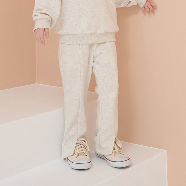 【表コットン毛玉バイバイ】タックスリットフレアパンツ