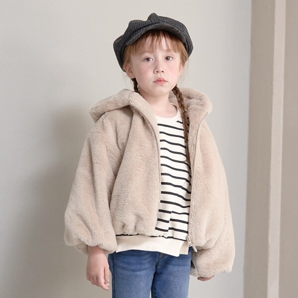 フェイクファーボリュームパーカブルゾン