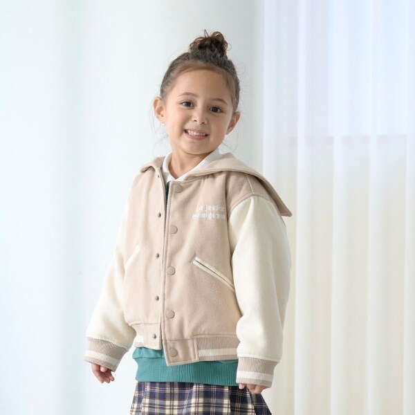 セーラカラースタジャン