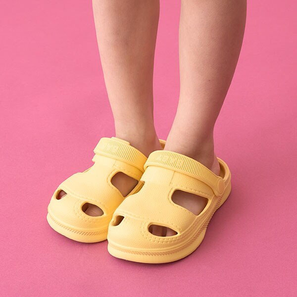 【フロントカバーで安心】EVAサンダル