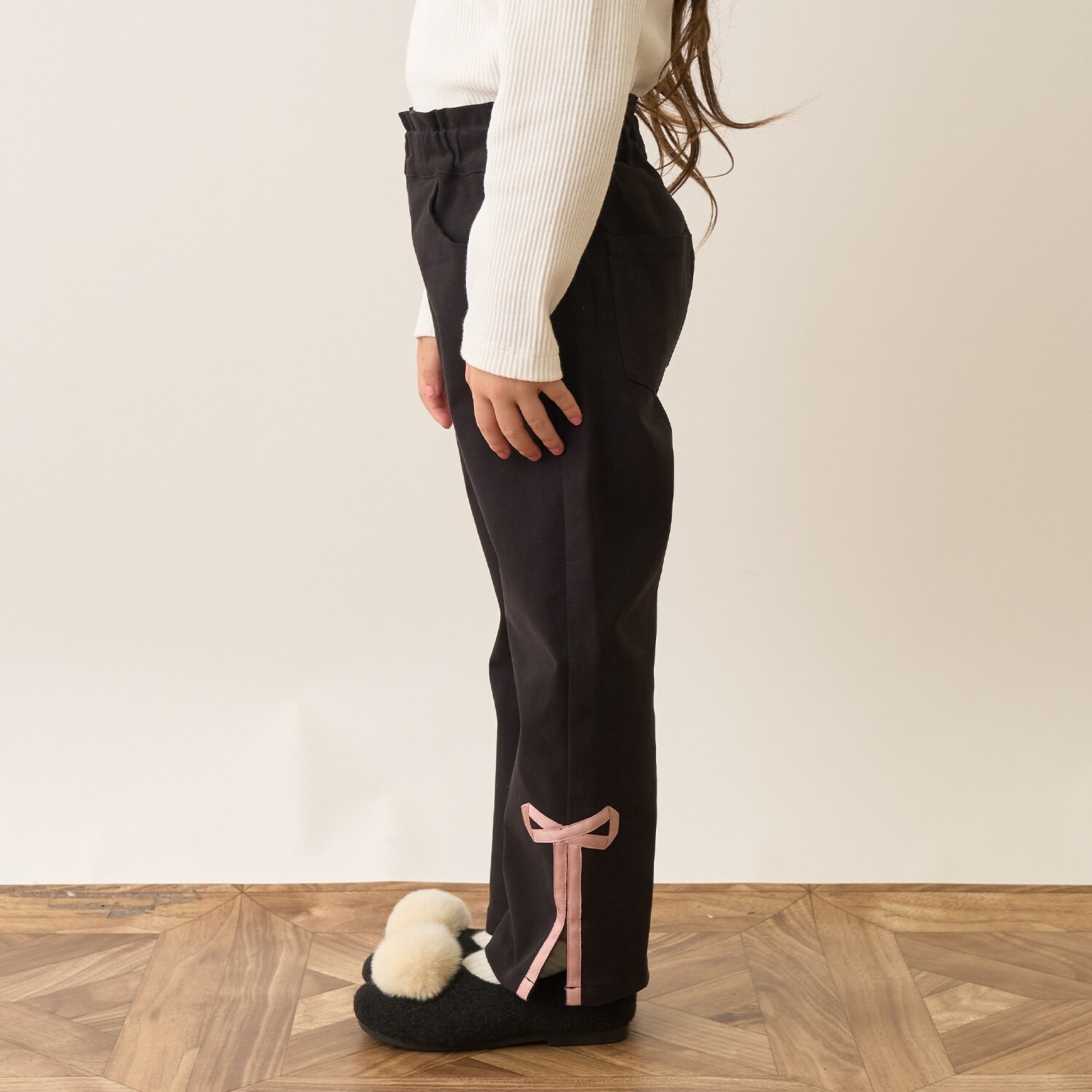 飾りリボンサイドスリットストレッチパンツ