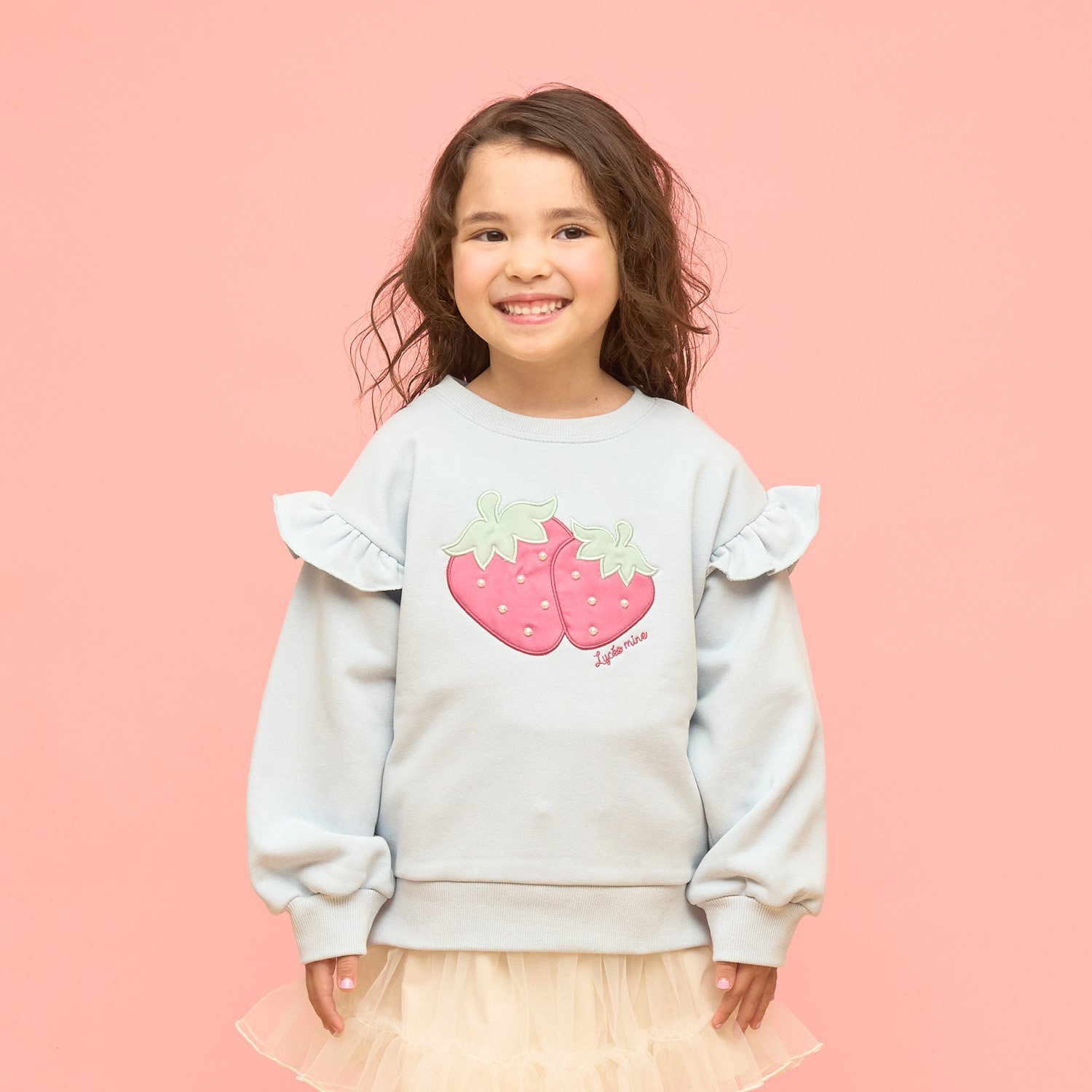 【速乾裏毛】いちごアップリケスウェット