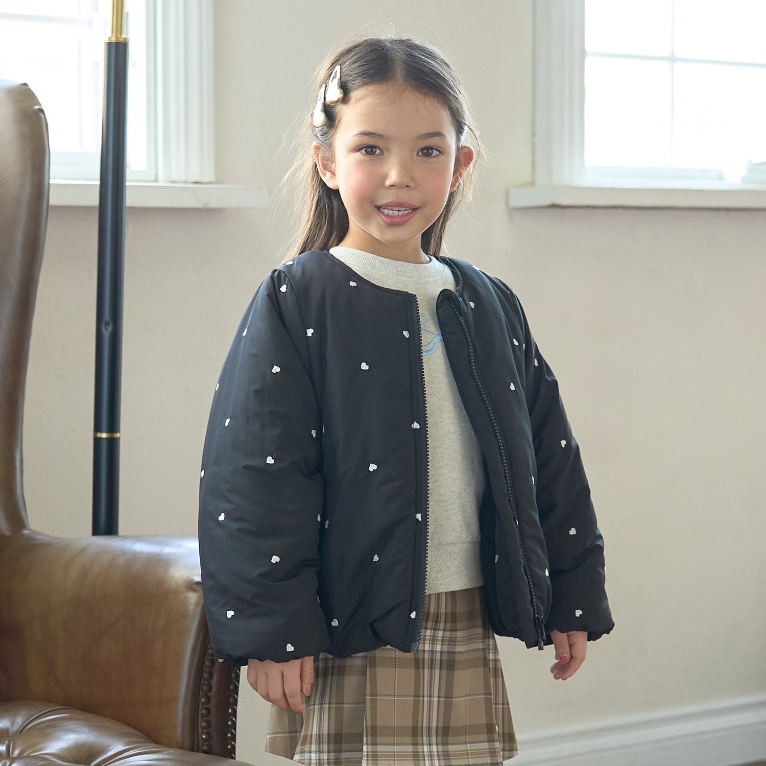 アソート総刺しゅうノーカラーブルゾン