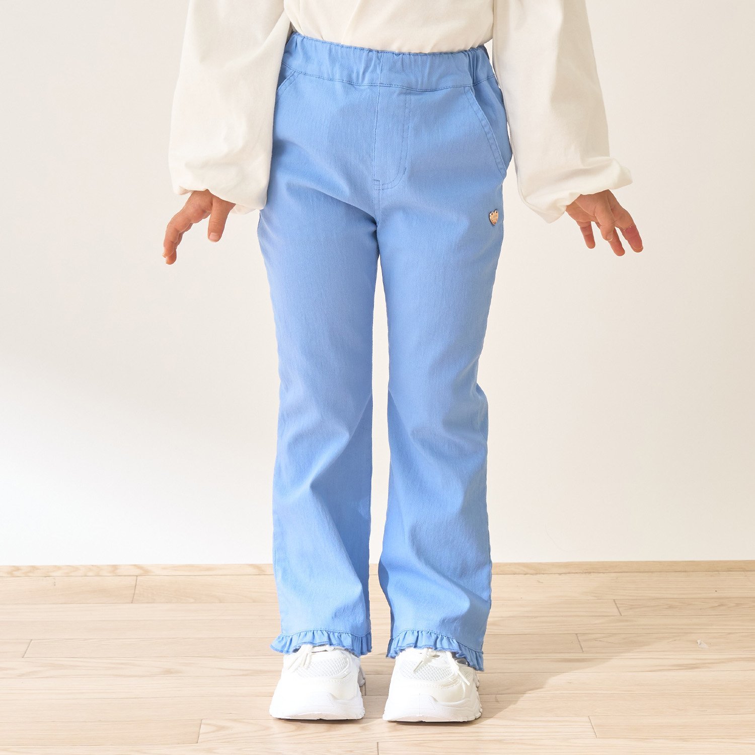 【ともパン】のーびのびストレッチ裾フリルフレアパンツ