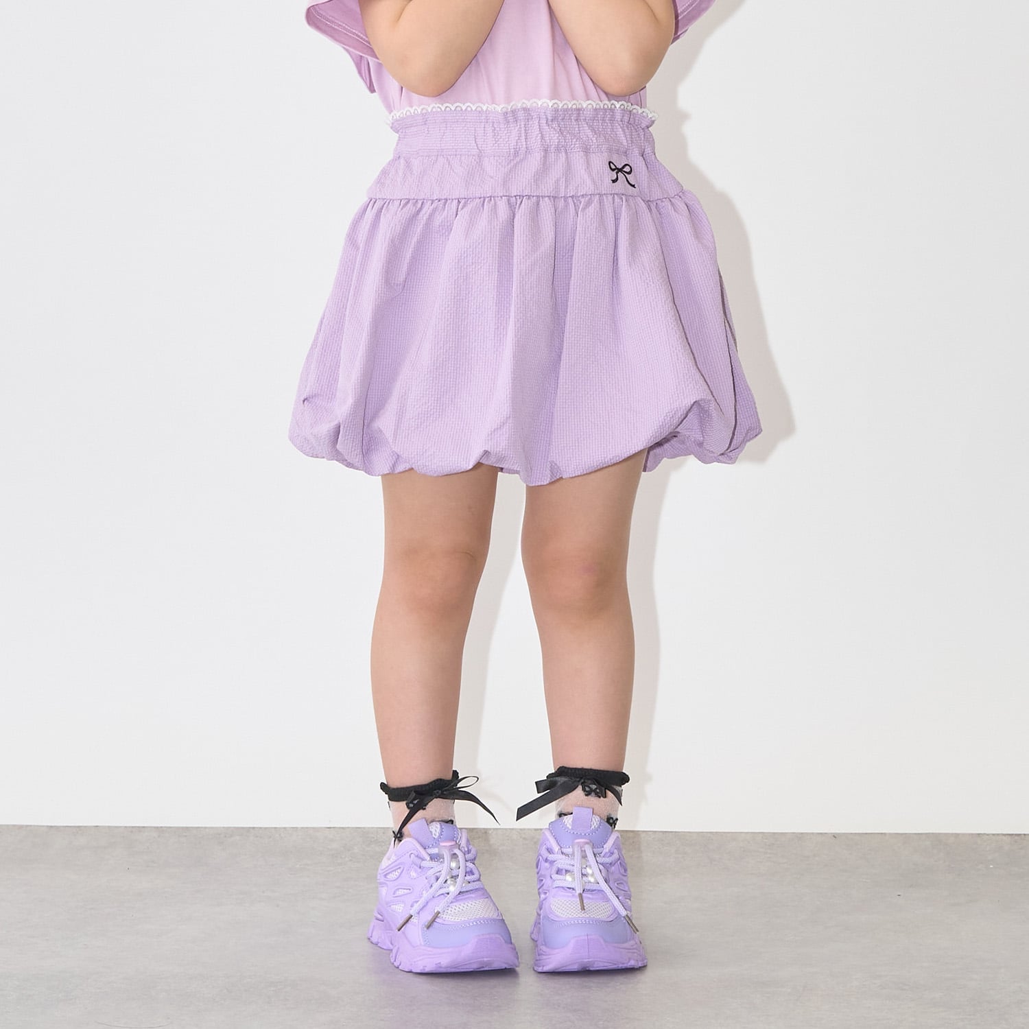 ふわっと広がるバルーンスカート