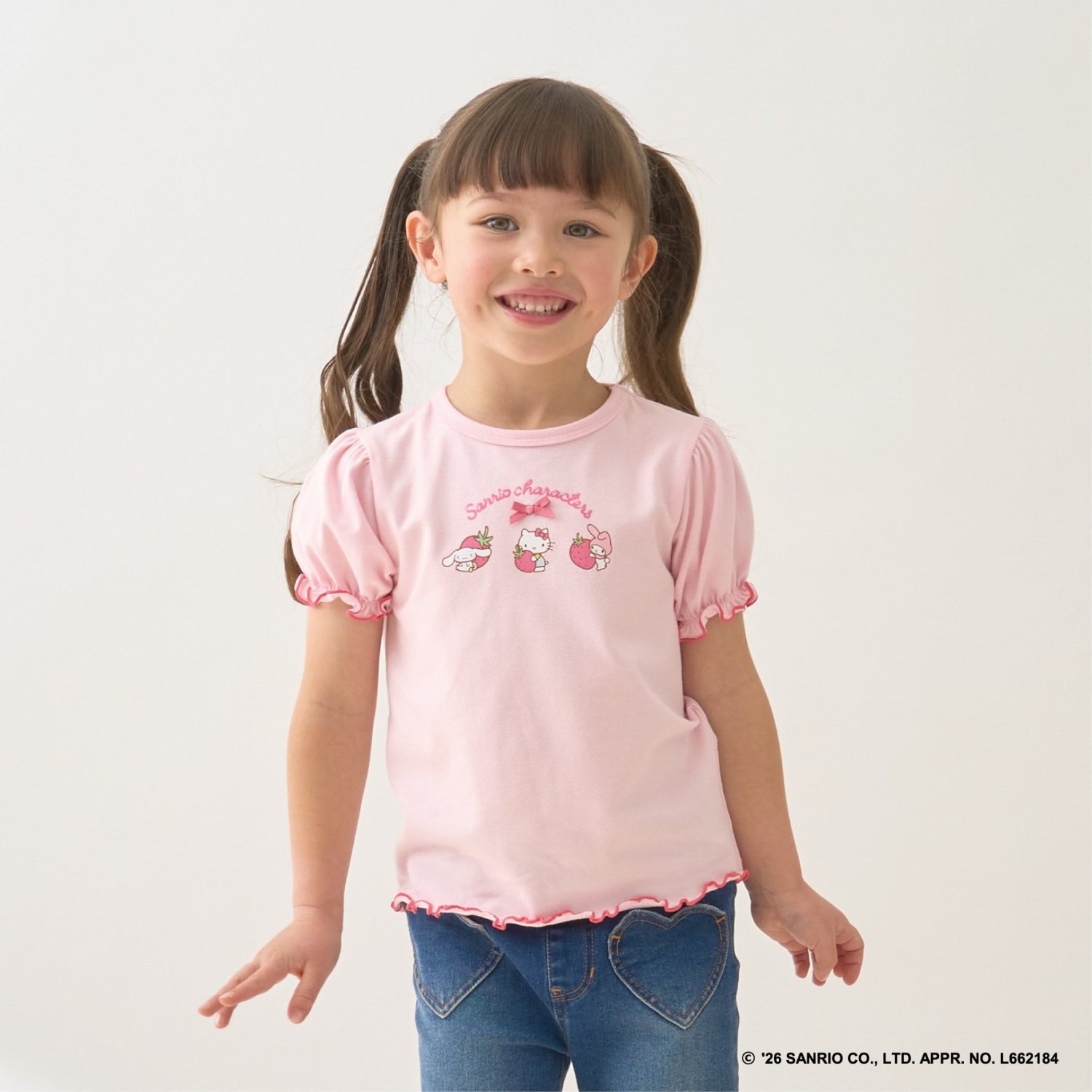 【サンリオキャラクターズ】【速乾・UV・型崩れしない】いちごのおうちプリントTシャツ