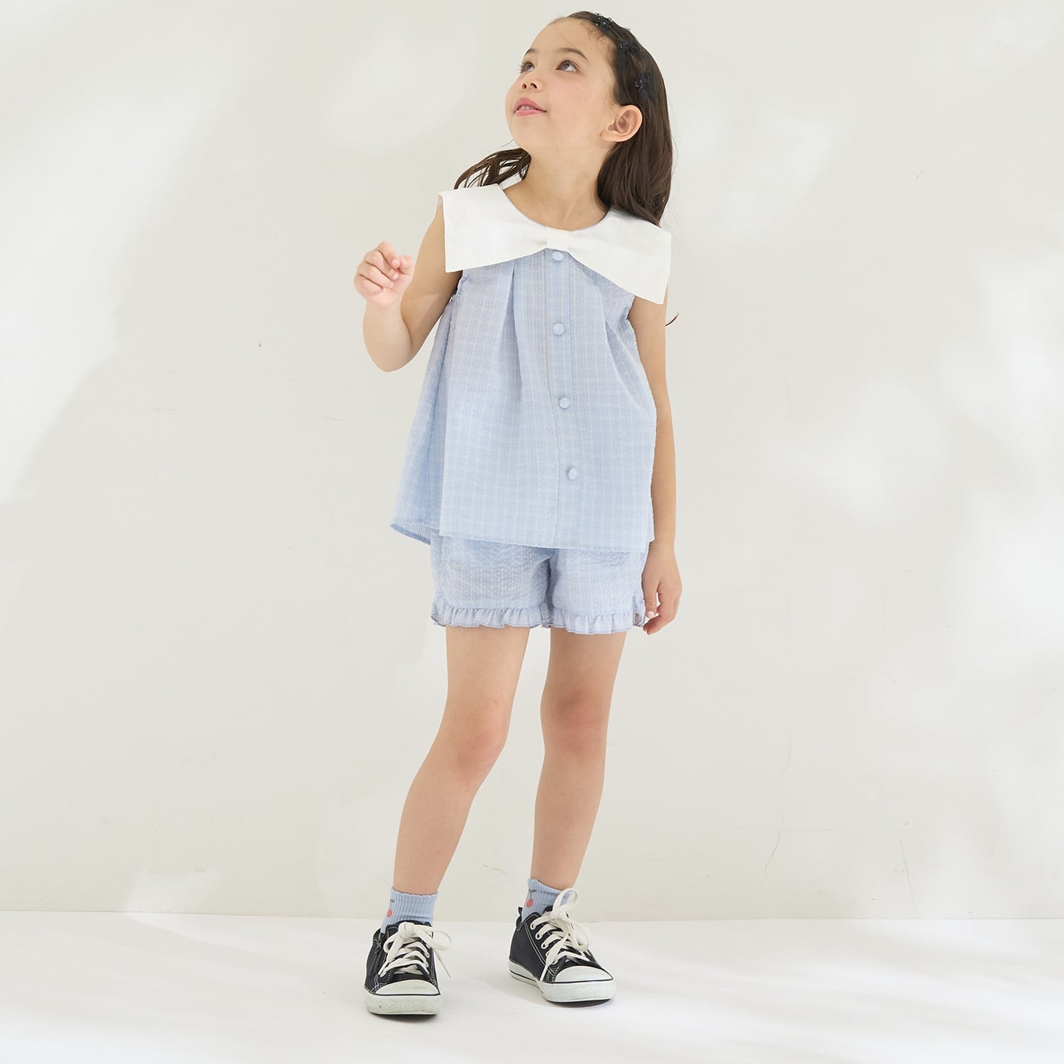 リボン衿つきブラウス・裾フリルハーフパンツセット