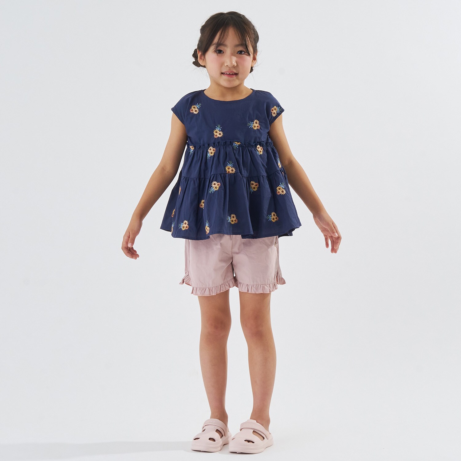 【予約/6月下旬～7月上旬入荷予定】ベーシック裾フリルショートパンツ