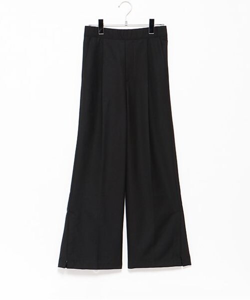 セミワイドタックパンツ