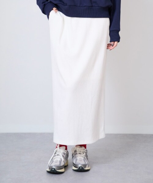 カットリブタイトスカート