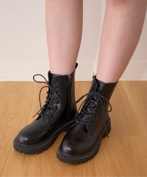 シンプルレースアップブーツ【韓国ファッション】