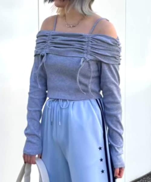 オフショルシャーリングトップス【韓国ファッション】
