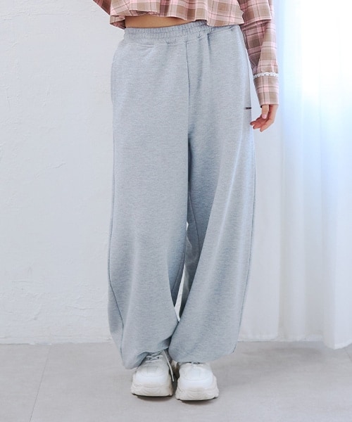プレートルーズスウェットパンツ