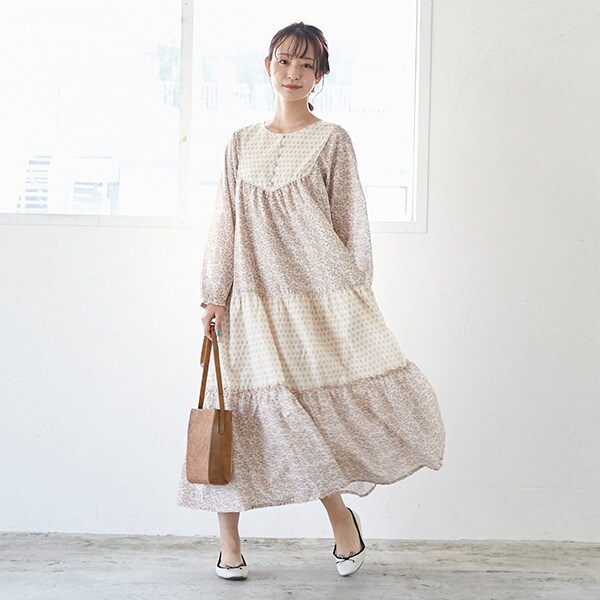 【リンク】花柄ティアードワンピース