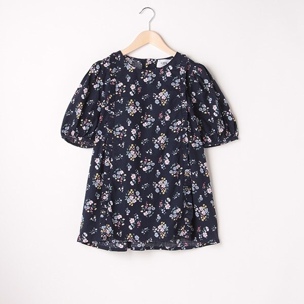 【リンク】ボタニカル花柄ブラウス