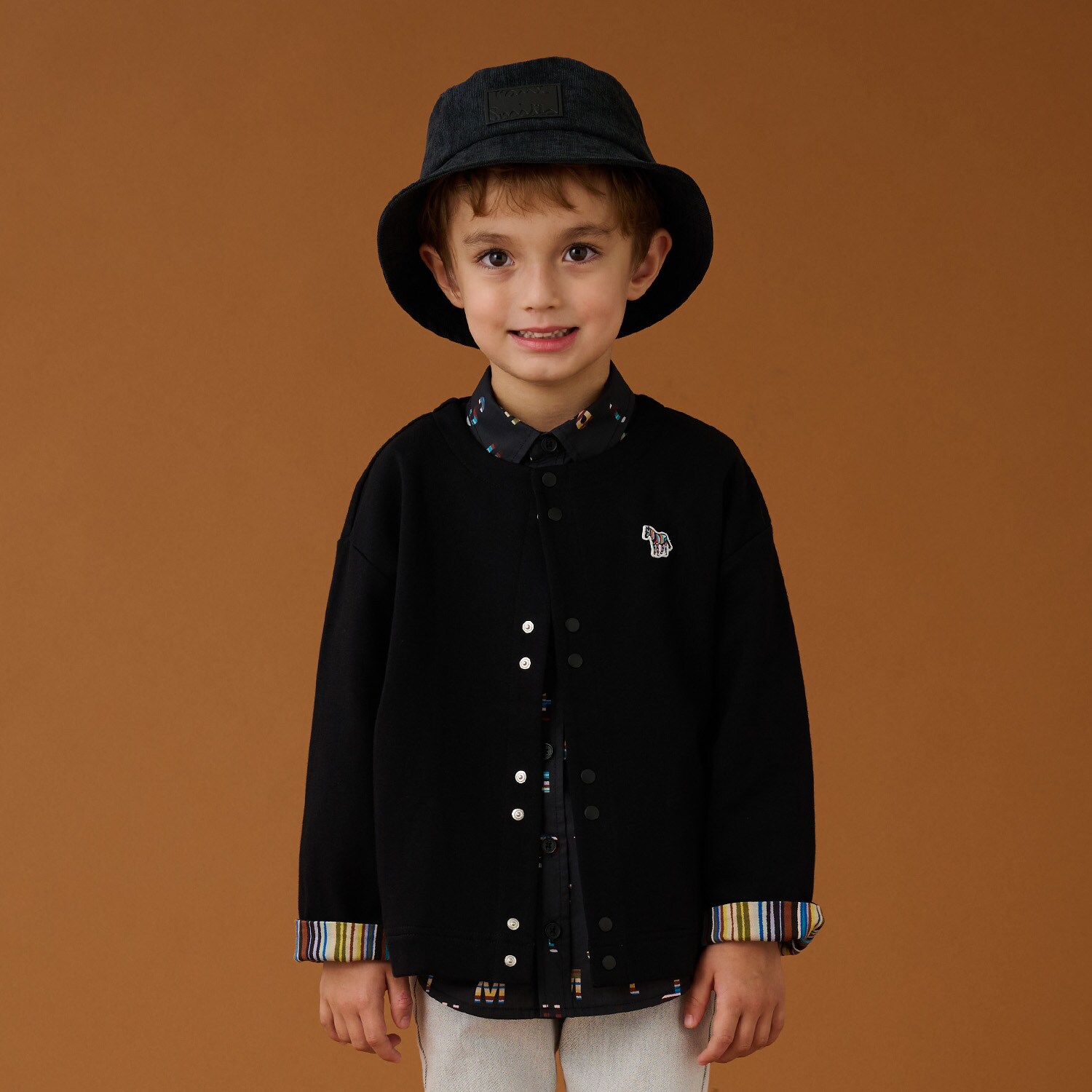 ダンボールクルーネックカーディガン