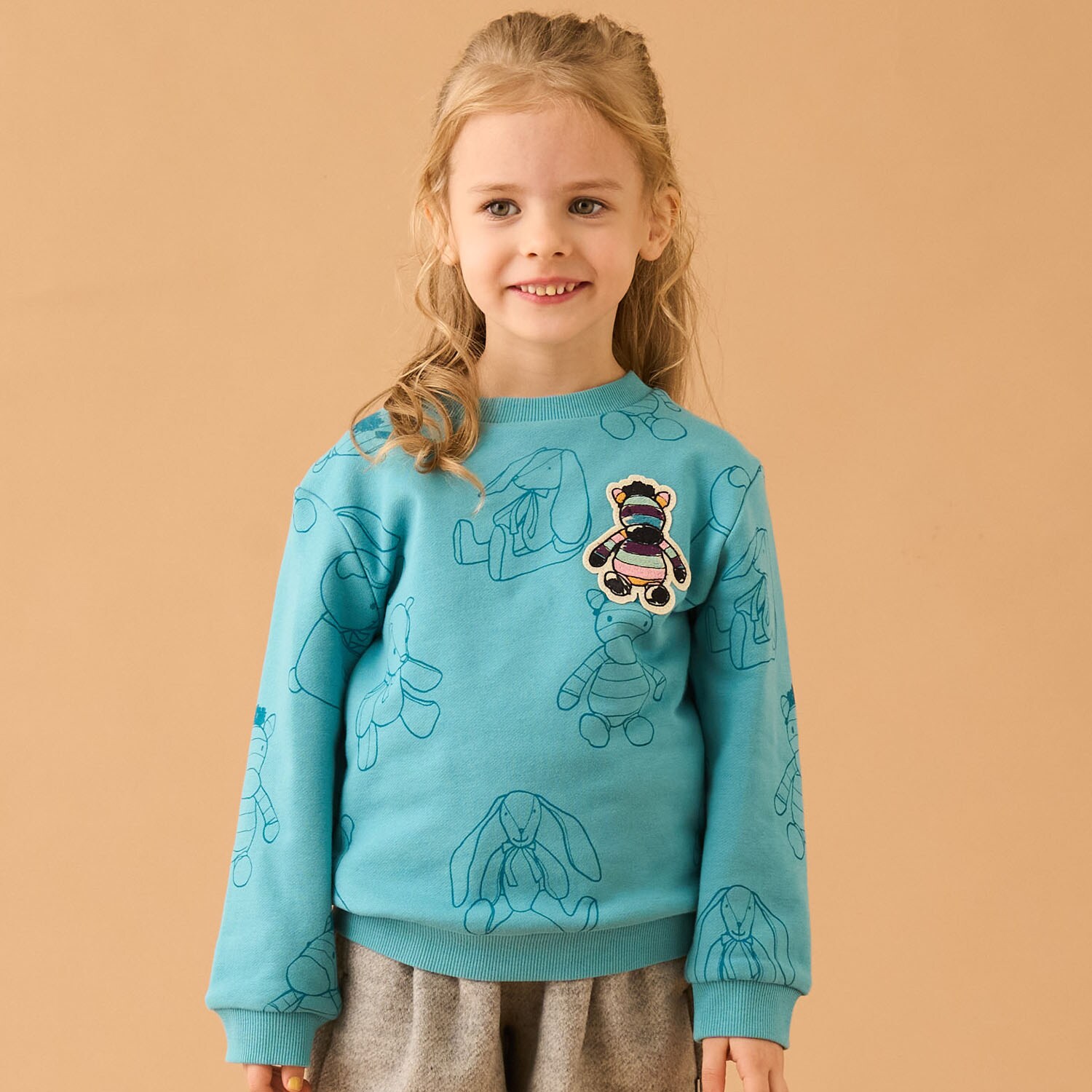 ぬいぐるみ総柄裏毛プルオーバー