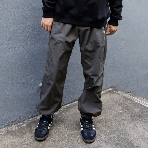 【大人向けサイズあり】【あったか】ナイロン起毛裏地付きパンツ