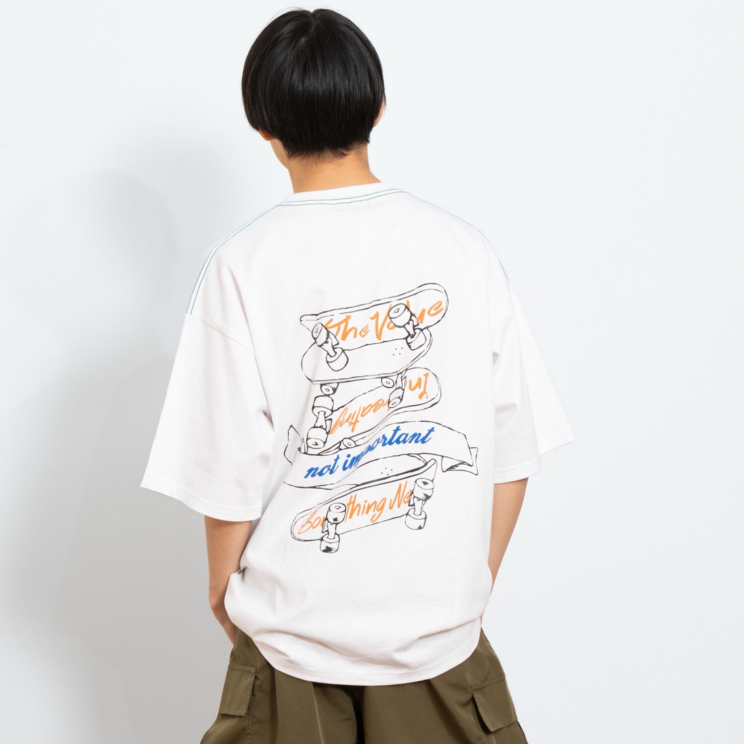 スケボー発砲プリントTシャツ