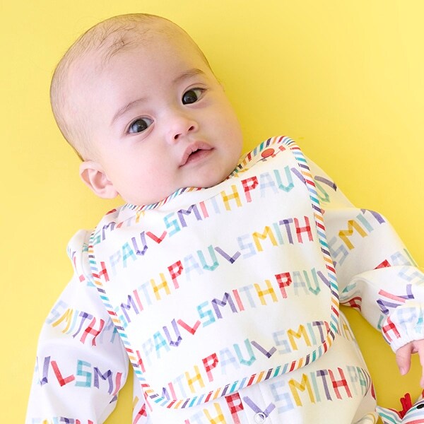 ロゴ総柄スタイ