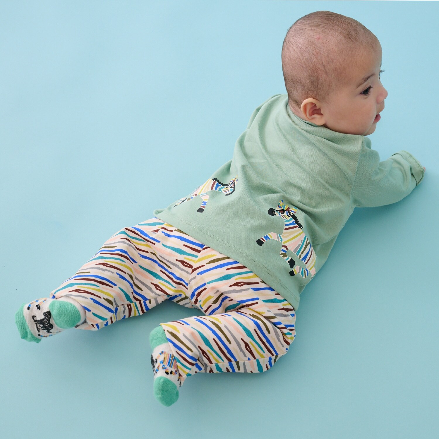 ゼブラ柄長袖Tシャツパンツセット