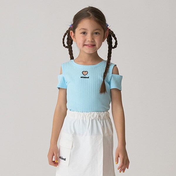 オフショルダーTシャツ