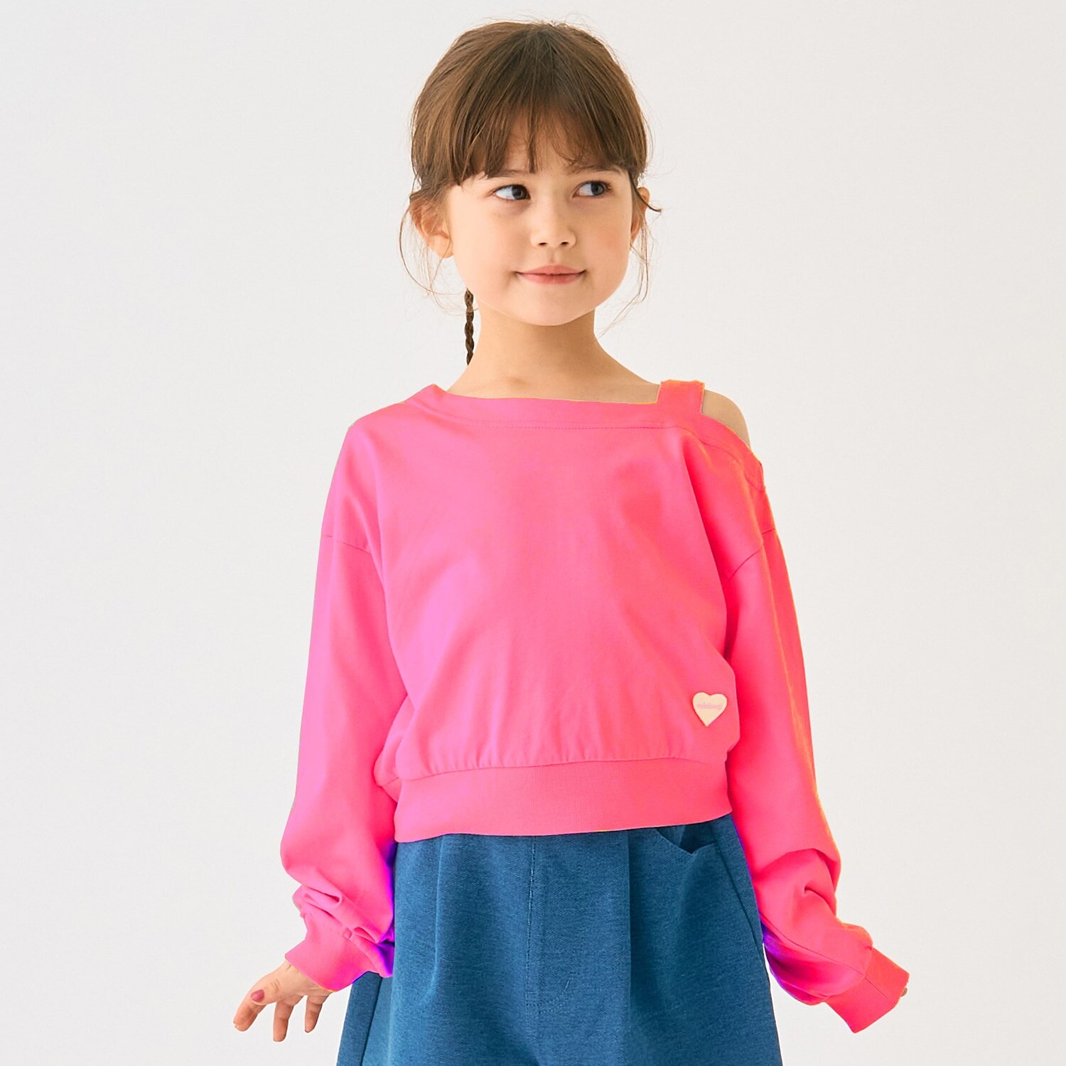 肩あきＴシャツ