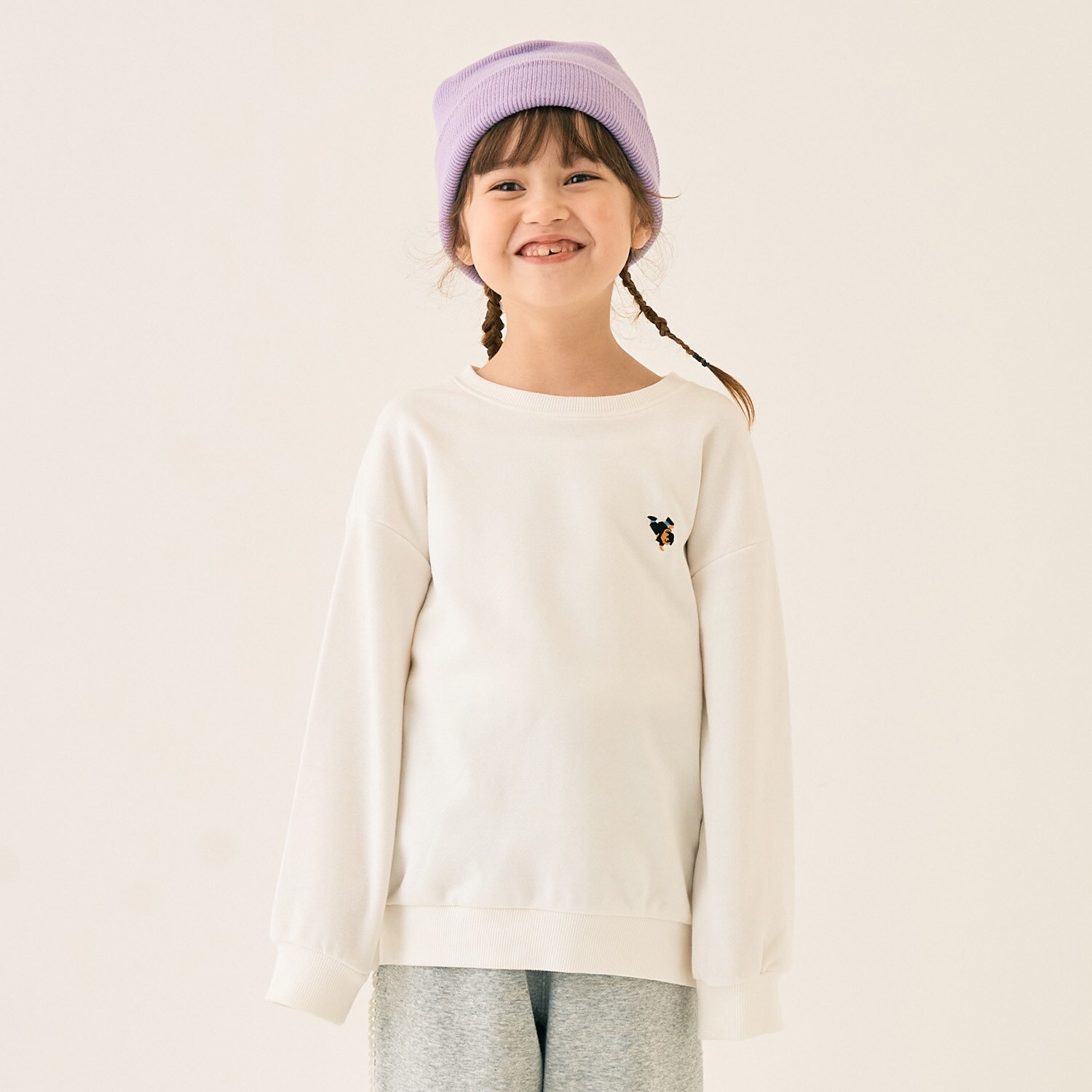 クマ刺しゅう 裏毛トレーナー