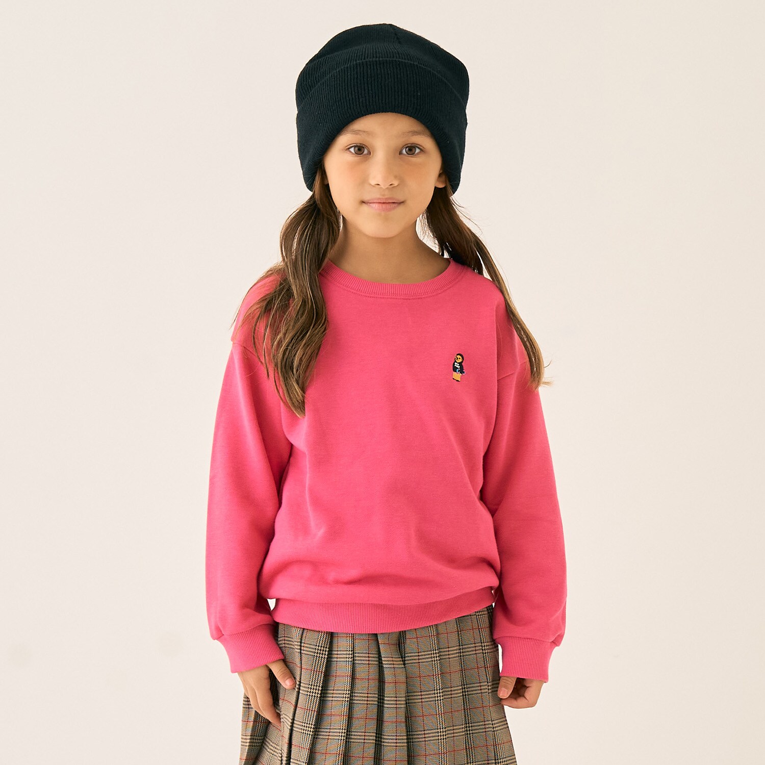 クマ刺しゅう 裏毛トレーナー